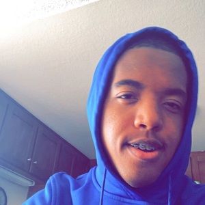 Meet your Posher, Corey